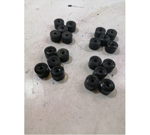 Колпачки на колесные болты