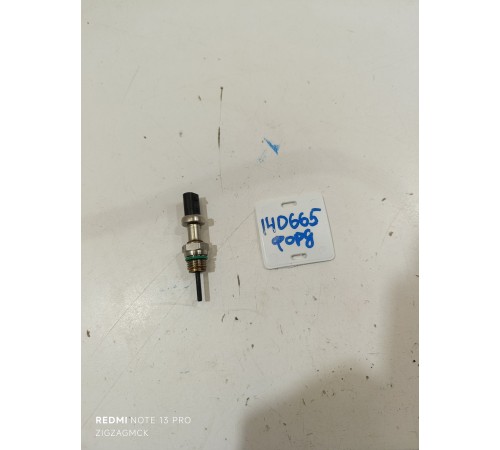 Датчик температуры охлаждающей жидкости двигателя ДВС