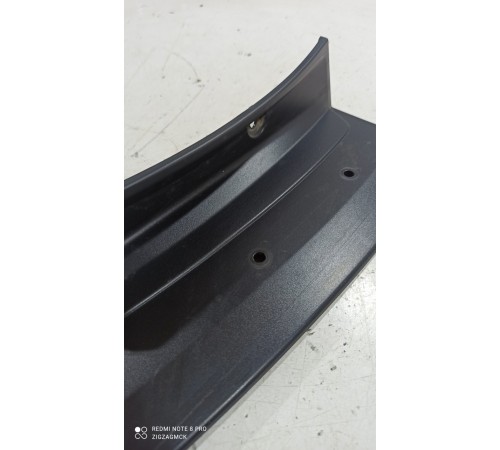 Накладка крышки багажника левая верхняя