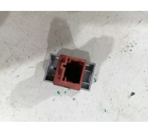 Кнопка аварийной сигнализации