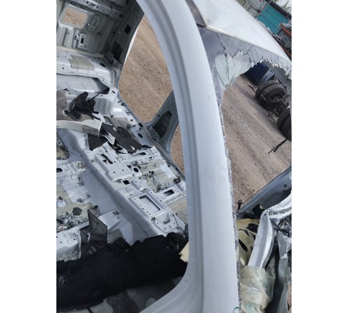 Стойка лобового стекла правая