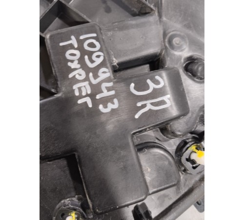 Накладка обшивки двери задняя правая