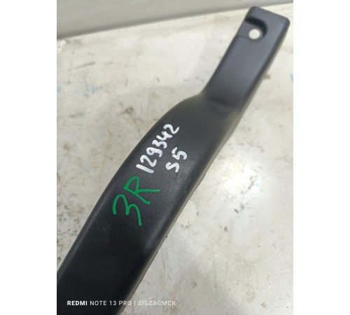 Накладка петли багажника правая