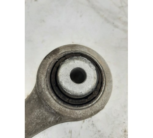 Рычаг подвески(задний правый)