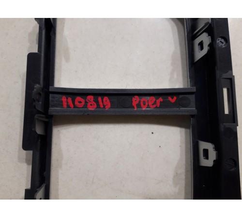 Декоративная накладка воздуховода задней части центральной консоли