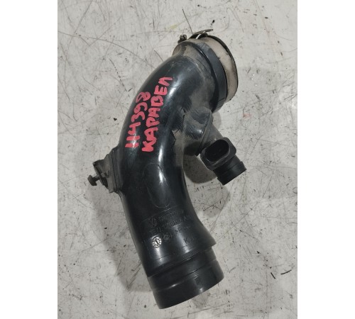 Патрубок воздушного фильтра