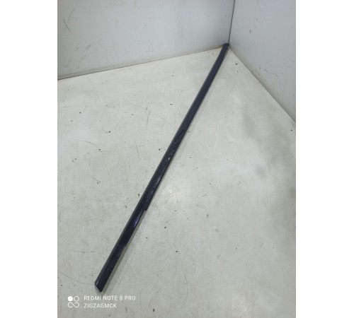 Уплотнитель стекла (задний правый наружный)