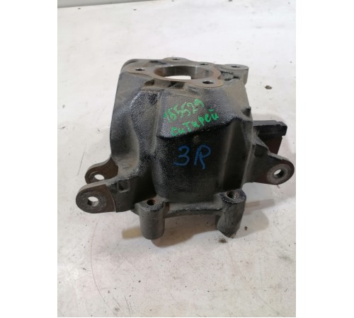 Кулак поворотный задний правый