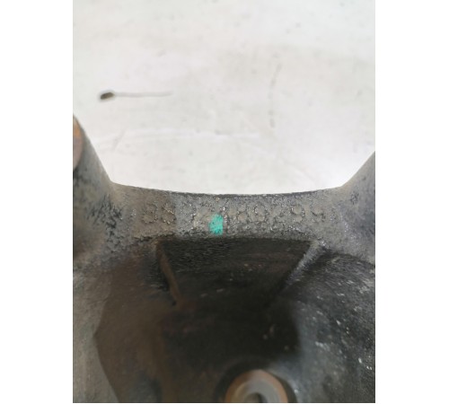 Кулак поворотный задний правый