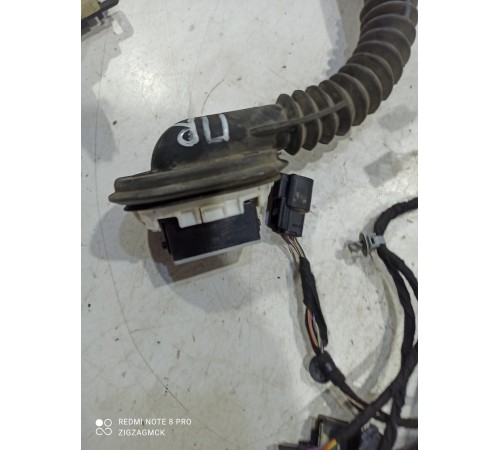 Электропроводка двери (передняя правая)