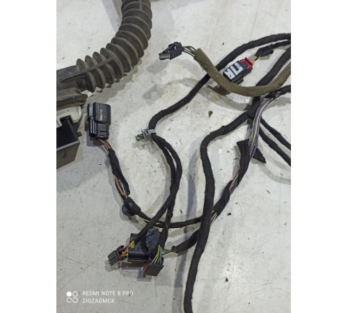 Электропроводка двери (передняя правая)