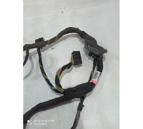 Электропроводка двери (передняя правая)