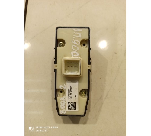 Кнопка стеклоподъемника(задняя правая)