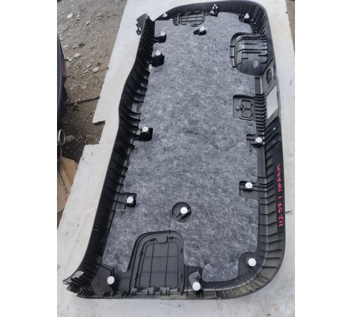 Обшивка крышки багажника