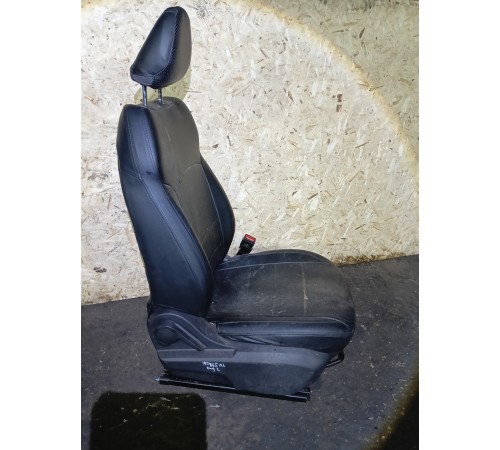 Сиденье переднее правое