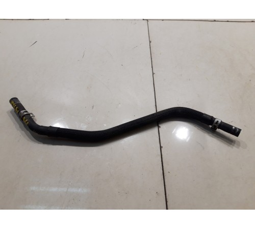 Патрубок системы охлаждения