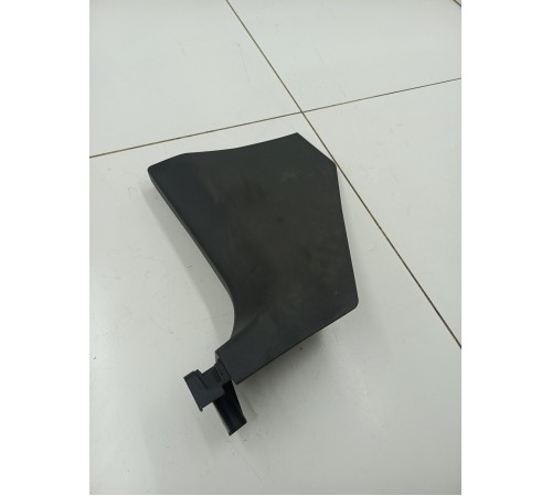 Накладка передней стойки передняя левая нижняя