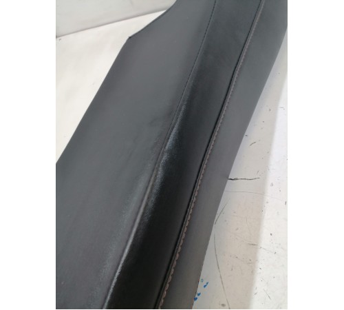 Боковина заднего ряда сиденья правая