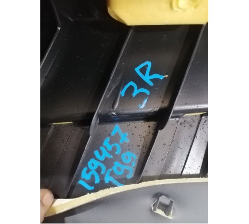 Боковина заднего ряда сиденья правая