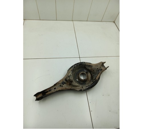 Рычаг подвески задний под пружину