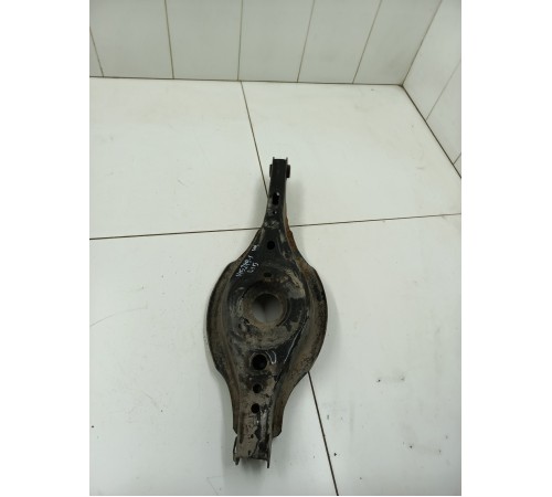 Рычаг подвески задний под пружину