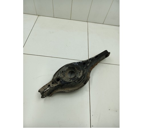 Рычаг подвески задний под пружину