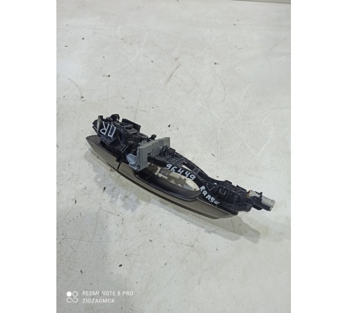 Ручка двери (передняя правая внешняя)