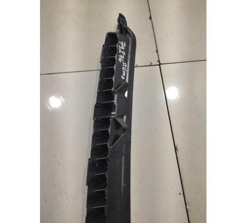 Воздуховод салона (передний , левый)