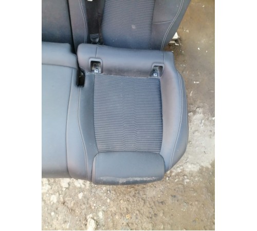 Задний ряд сидений