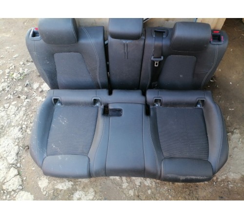 Задний ряд сидений