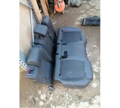 Задний ряд сидений