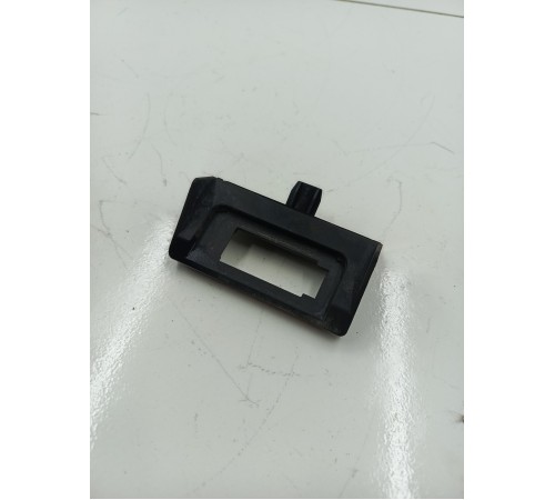 Накладка кнопки открывания багажника