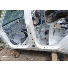 Порог со стойкой левый