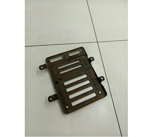 Кронштейн абсорбера топливной системы