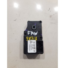 Моторчик привода заслонок отопителя