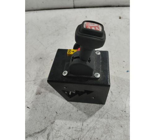 Рычаг (ручка) подъема кузова с функцией KOM