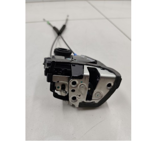 Замок двери задний правый