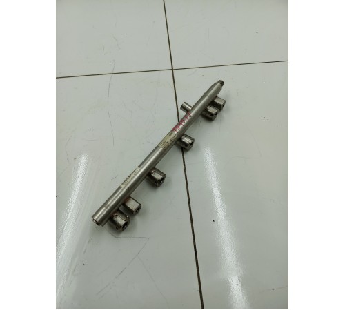 Рейка топливная (рампа)