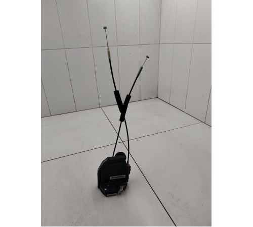 Замок двери задний правый