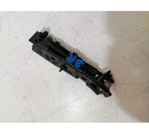 Кронштейн крепления задний правый