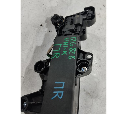 Ручка двери передняя правая внешняя