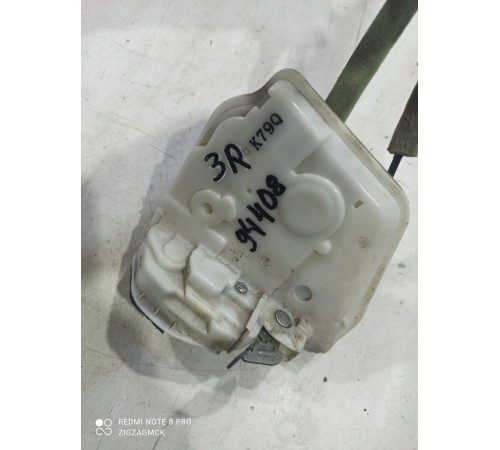 Замок двери (задний правый)