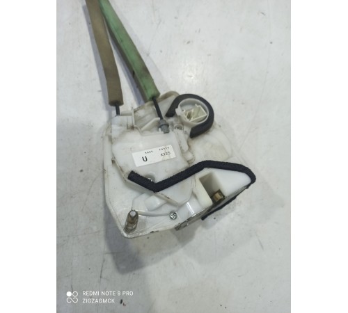 Замок двери (задний правый)