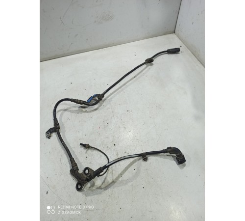 Электропроводка стояночного тормоза (суппорта) задняя правая