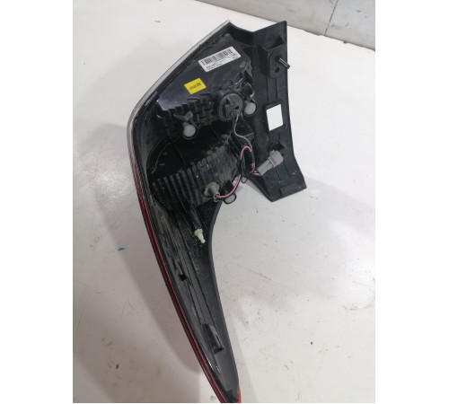 Фонарь задний левый наружный