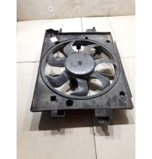 Диффузор радиатора в сборе