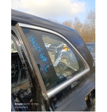 Глухое стекло заднее левое