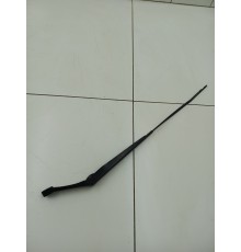 Поводок стеклоочистителя правый