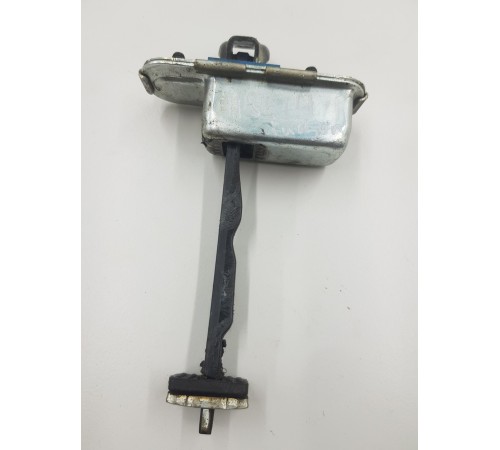 Ограничитель двери задний левый