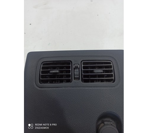 Накладка центральной консоли задняя